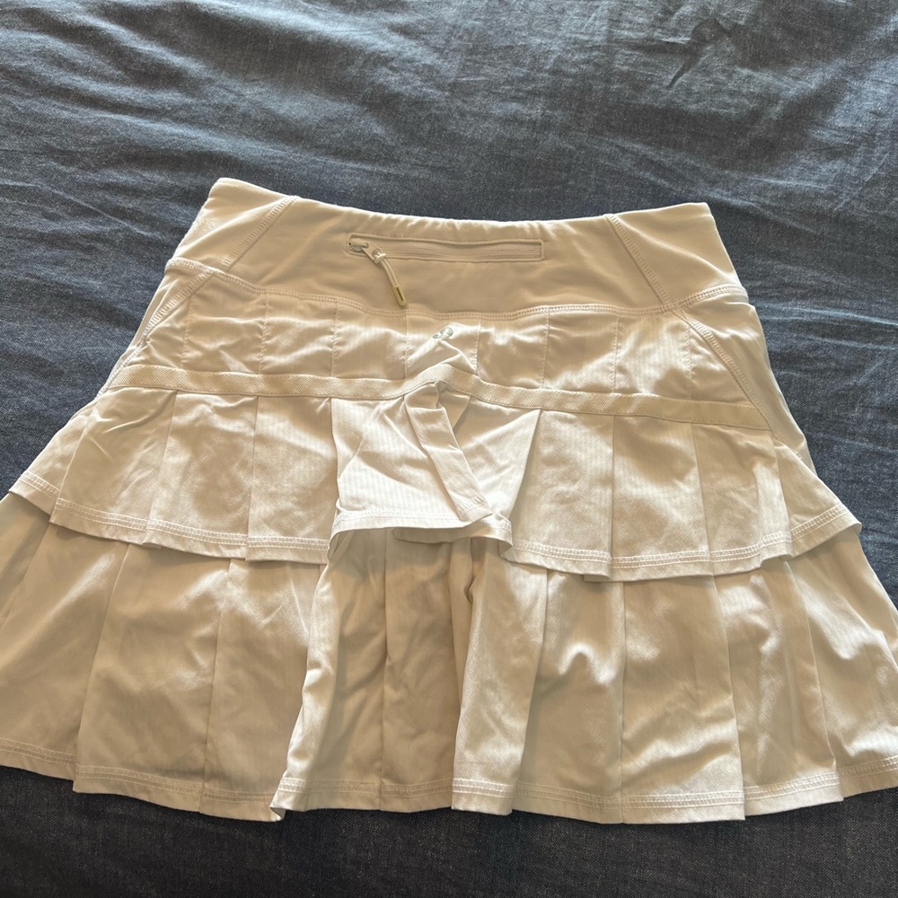 Lululemon size 2